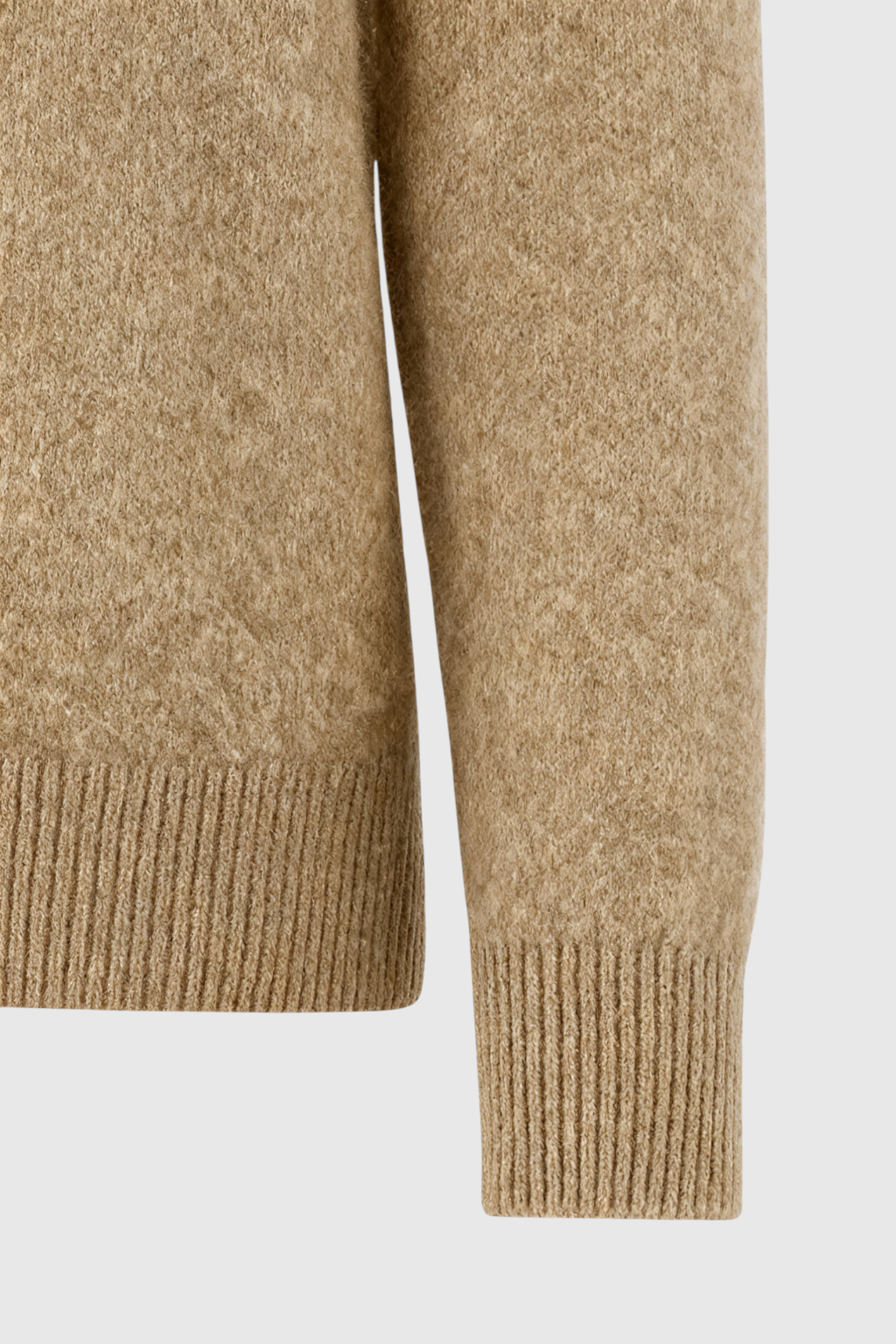 Sweater : Women's Khaki V-Neck Sweater in van Vanda Liamo