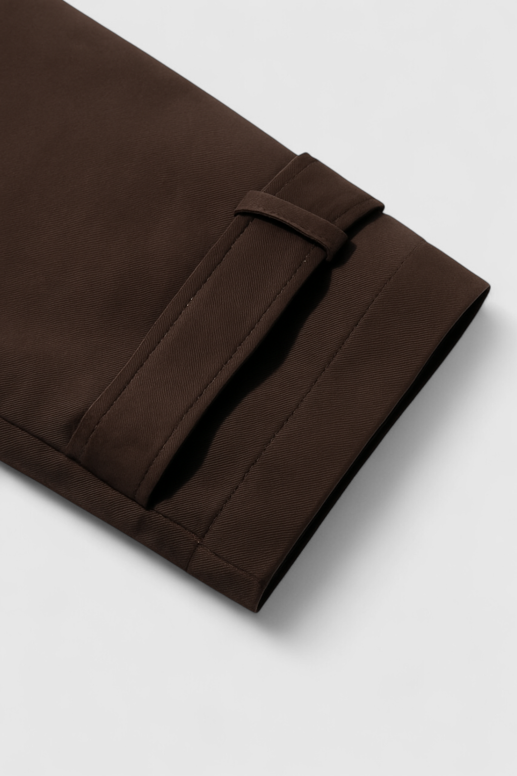 Jacket : Women's Brown Short Windbreaker Coat in van Vanda Liamo