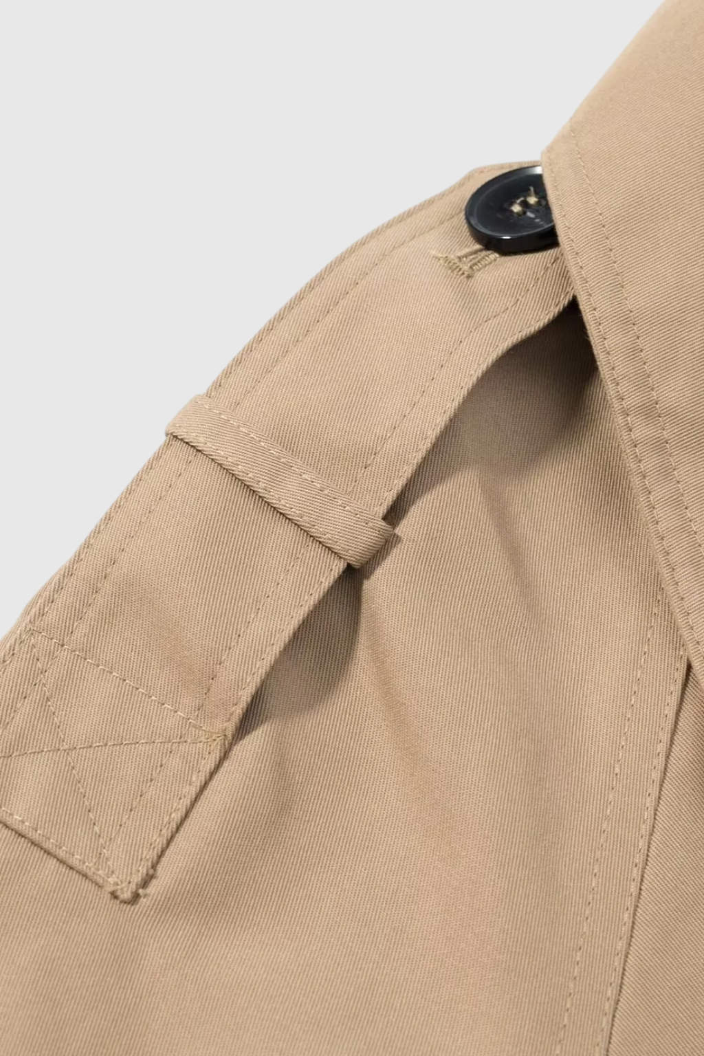 Jacket : Women's Khaki Cropped Windbreaker Jacket - Lightweight & Stylish in van Vanda Liamo