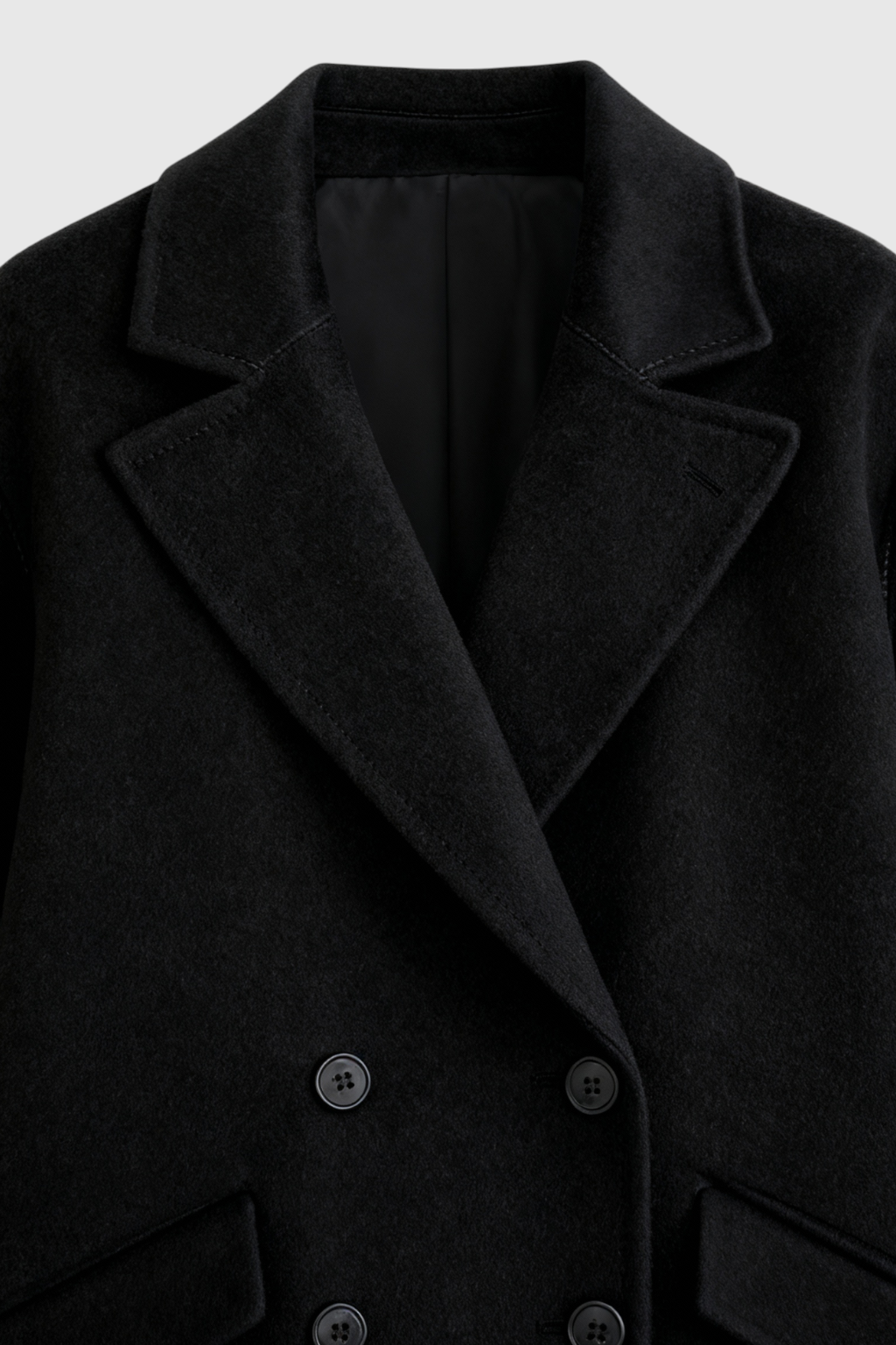 Coat : Women's Long Black Winter Coat with Fold-Over Collar in van Vanda Liamo