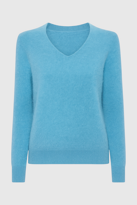 Sweater : Women's Light Blue V-Neck Sweater in Light Blue van Vanda Liamo
