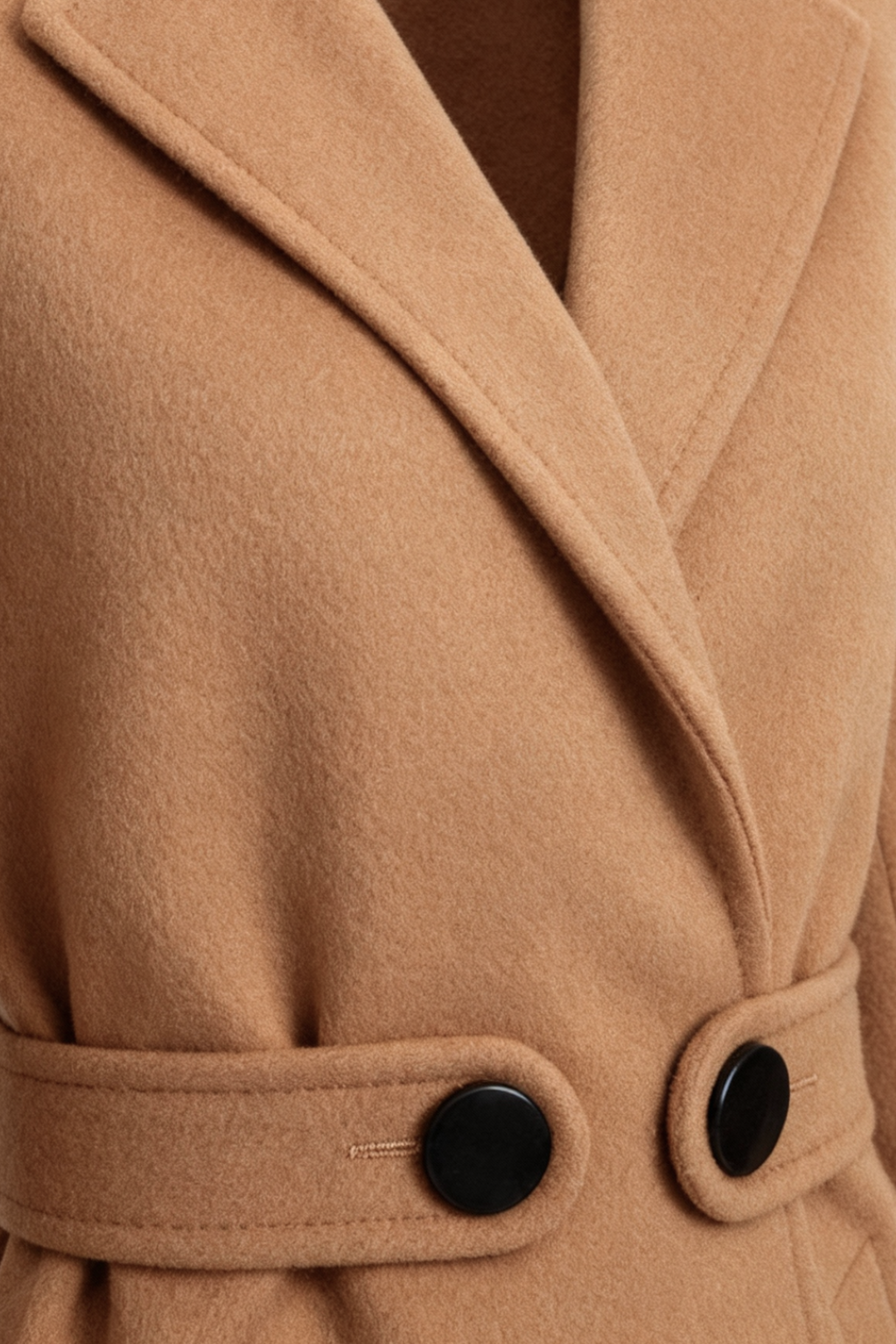 Coat : Women's Mid-Length Brown Coat in van Vanda Liamo
