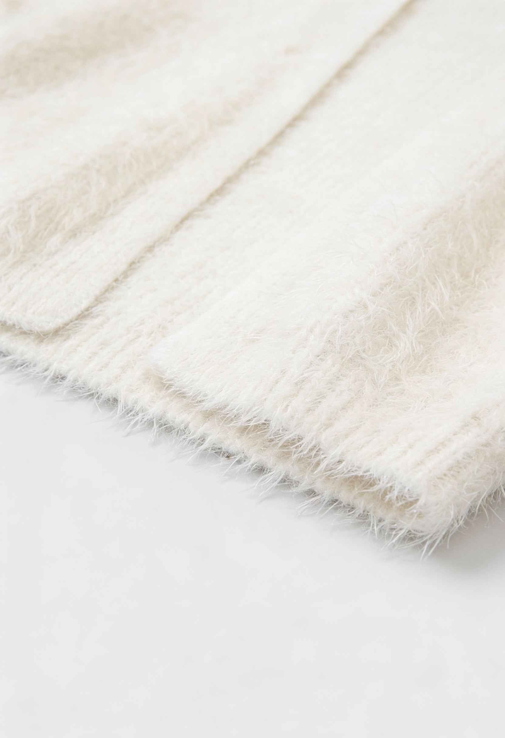 Cardigan : Women's White Knit Cardigan Sweater - Long Sleeve Open Front in van Vanda Liamo