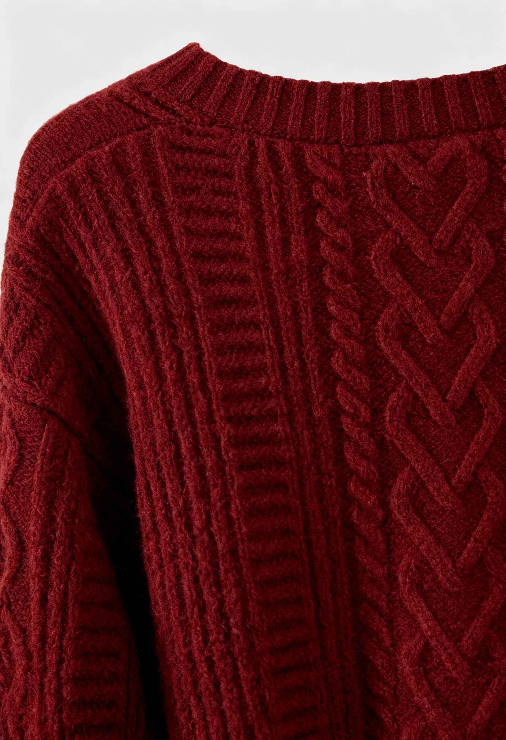 Cardigan : Women's Red V-Neck Knit Cardigan Sweater - Soft & Stylish in van Vanda Liamo