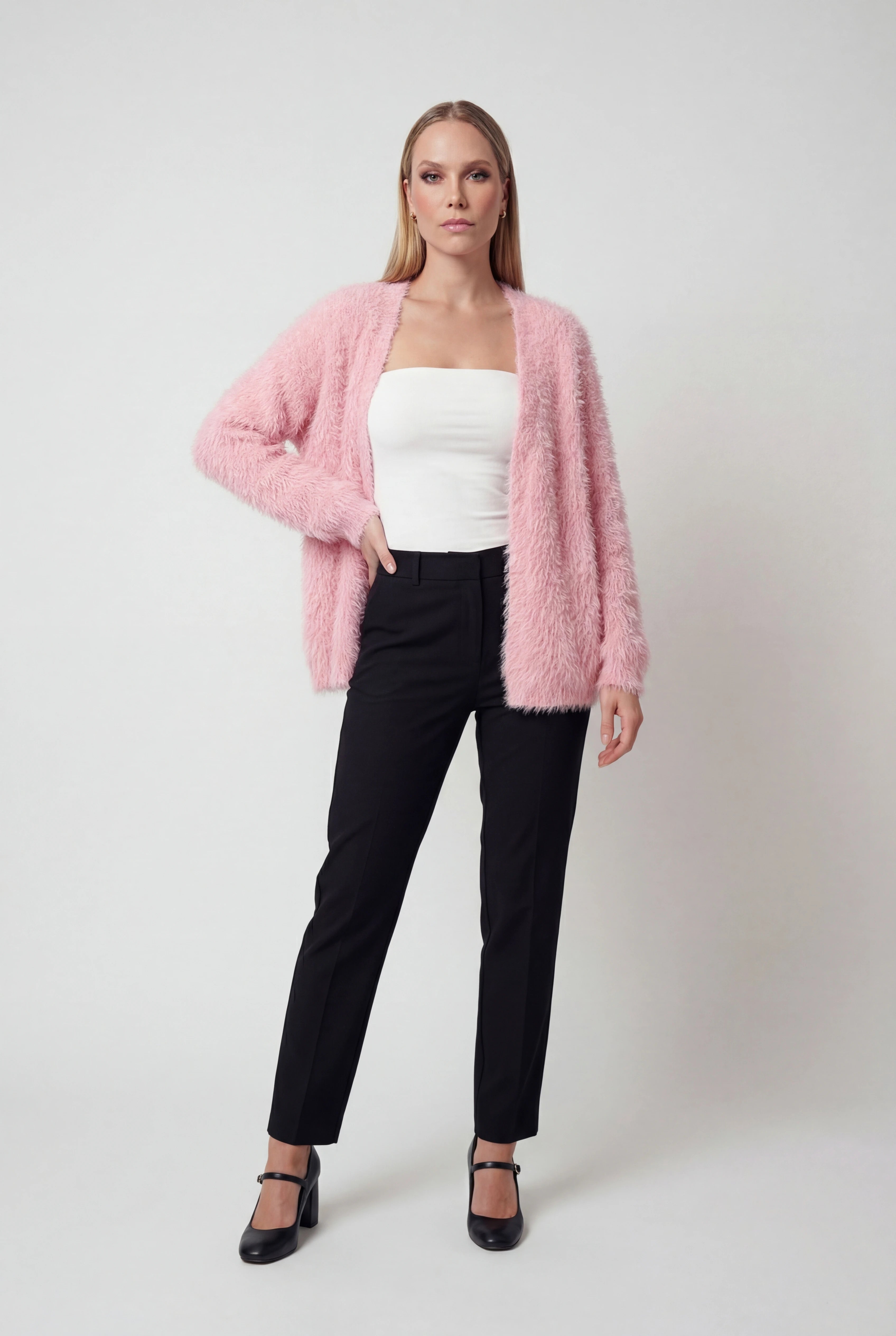 Cardigan : Women's Pink Acrylic Knit Button-Front Warm Cardigan Sweater in van Vanda Liamo