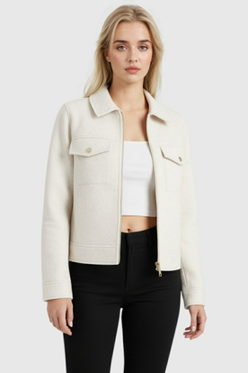 Jacket : Women's White Soft Fleece Zip-Up Jacket - Cozy & Lightweight in van Vanda Liamo