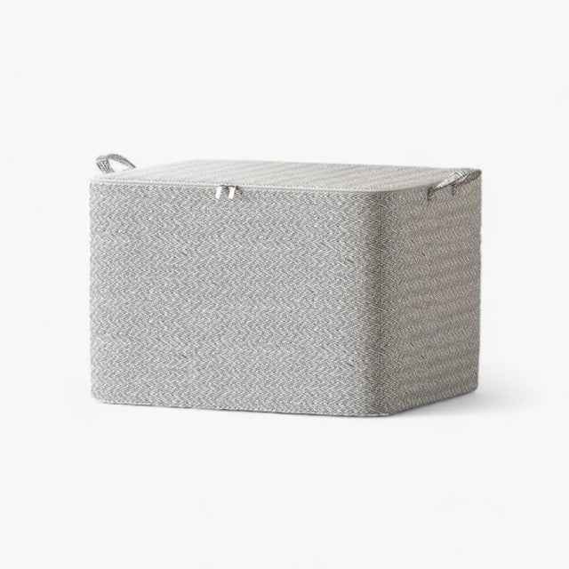 house & garden : Dustproof Organizers - Space-saving Clothing Storage in van Vandaliamo
