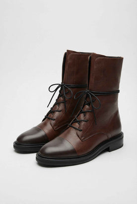 Boots : Women's Dark Brown Faux Leather Lace-Up Ankle Boots in Dark Brown One Size van Vanda Liamo