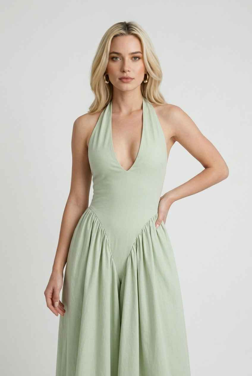 Women's Dresses : Women's Green Sculpted Midi Dress - Elegant & Flattering for Special Occasions in van Vanda Liamo