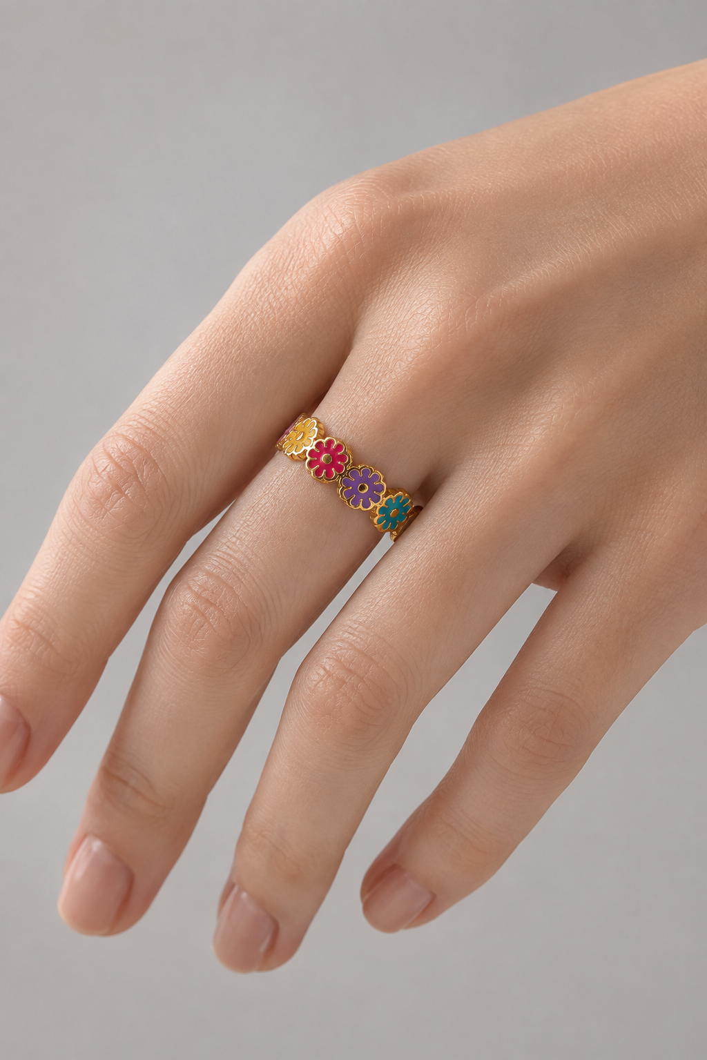 Enamel Daisy Sculpted Open Ring – Vibrant Floral Band & Playful Chic