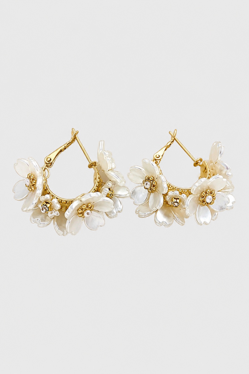 Floral Hoop Earrings – Effortless Luxury & Daily Charm