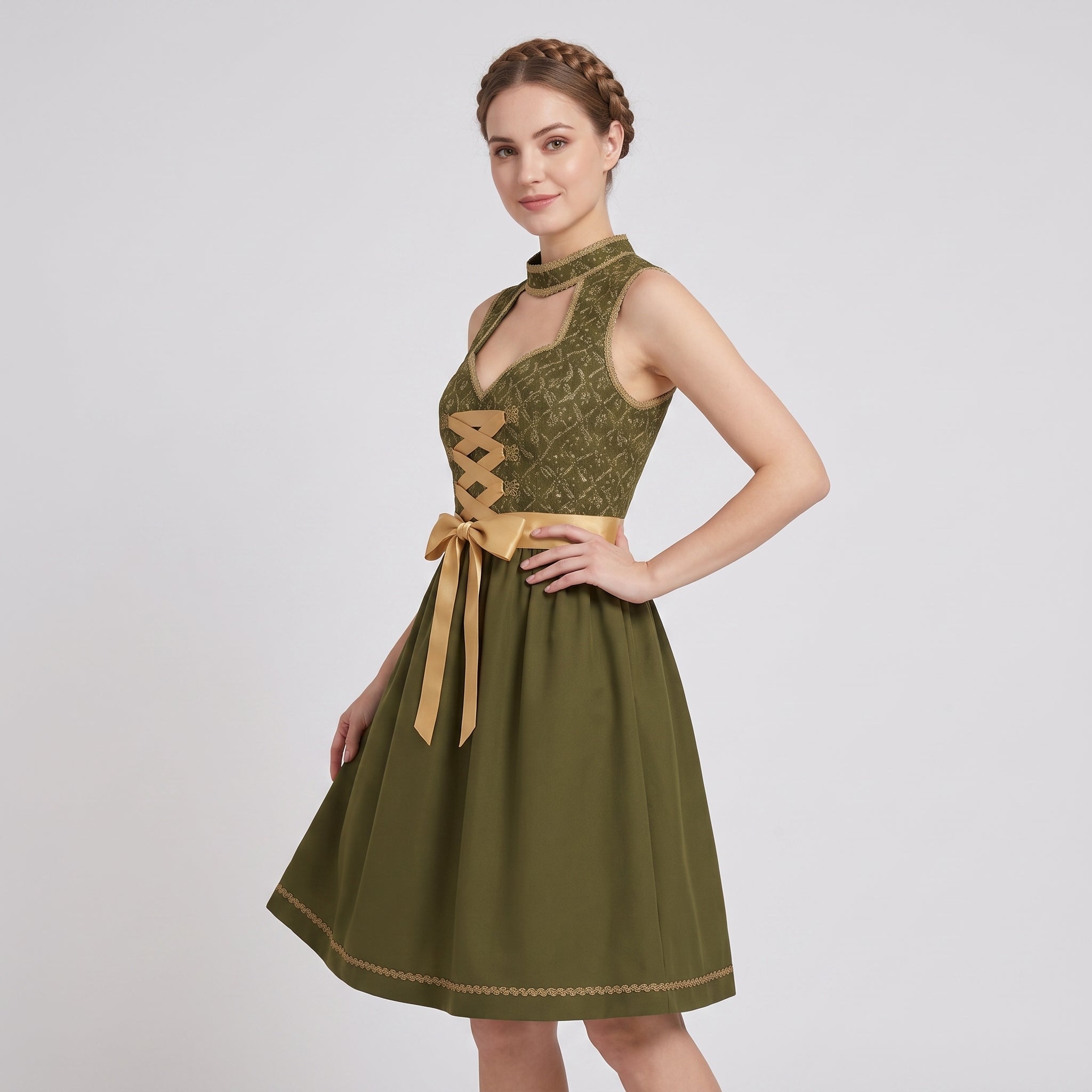 Gifts – Seasonal – Oktoberfest : Dames Dirndl Groen Beiers met Schort en Rijgdetail in