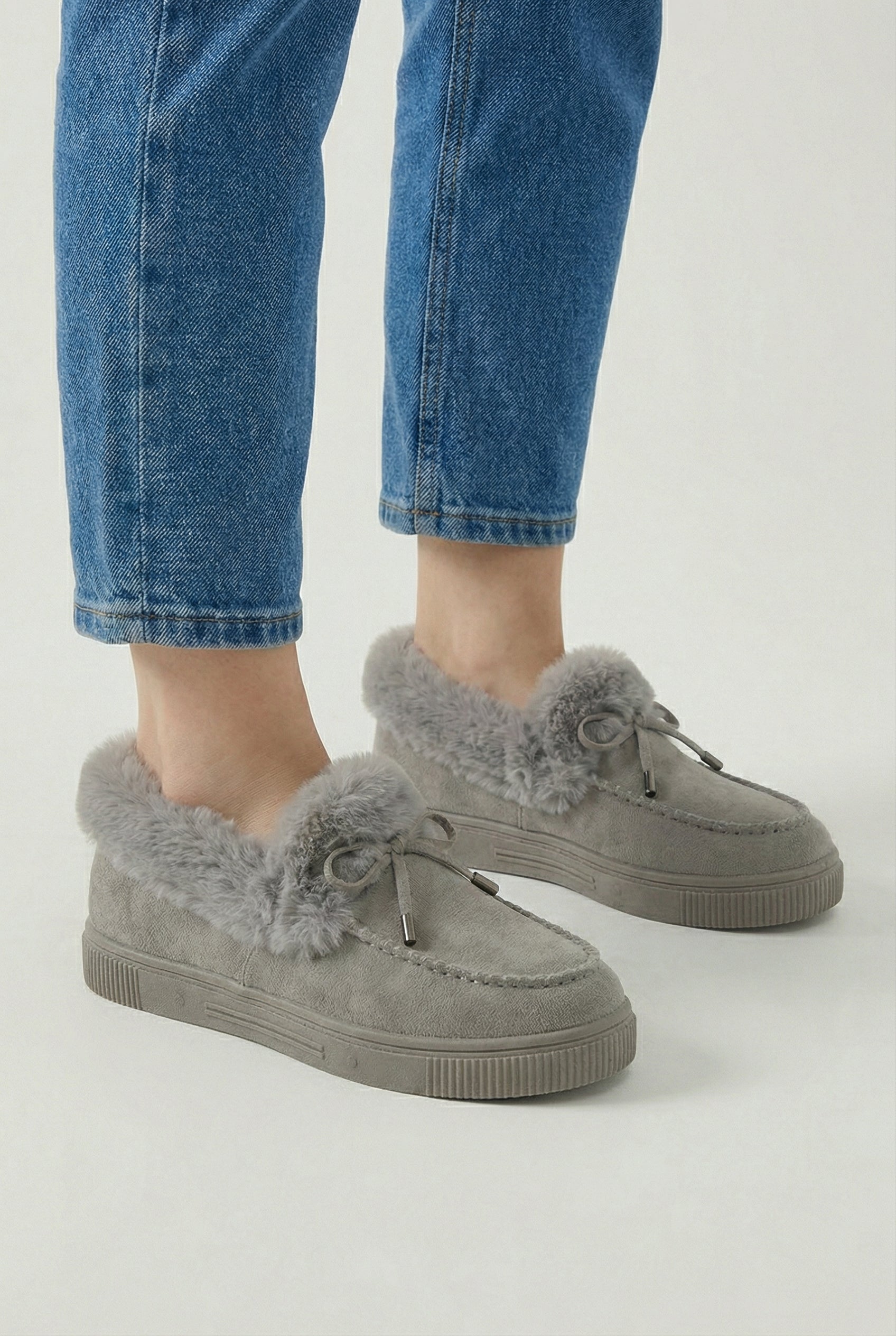 Women’s Snow Boots : Gray Cold Weather Boots for Women in van Vanda Liamo