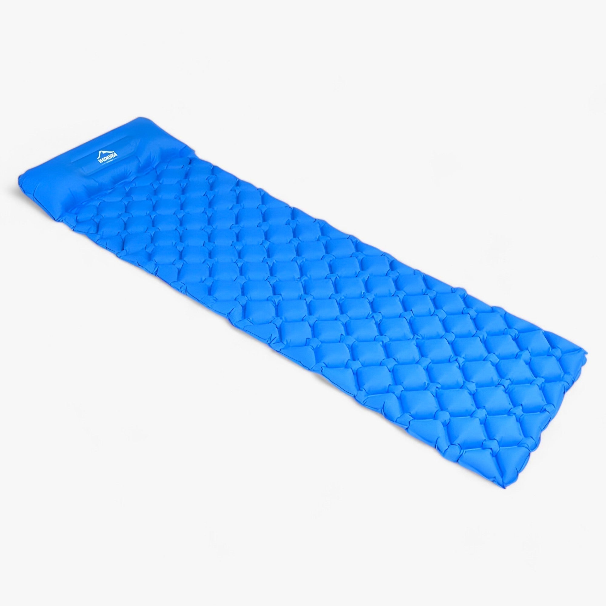 house & garden : Camping Mattress | Inflatable Sleeping Pad - Ultralight Padding for Outdoor Comfort in Blue van Vandaliamo