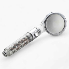house & garden : PureFlow | High-pressure Shower Head - 3 Settings and Tourmaline Filter in Shower Head van Vandaliamo