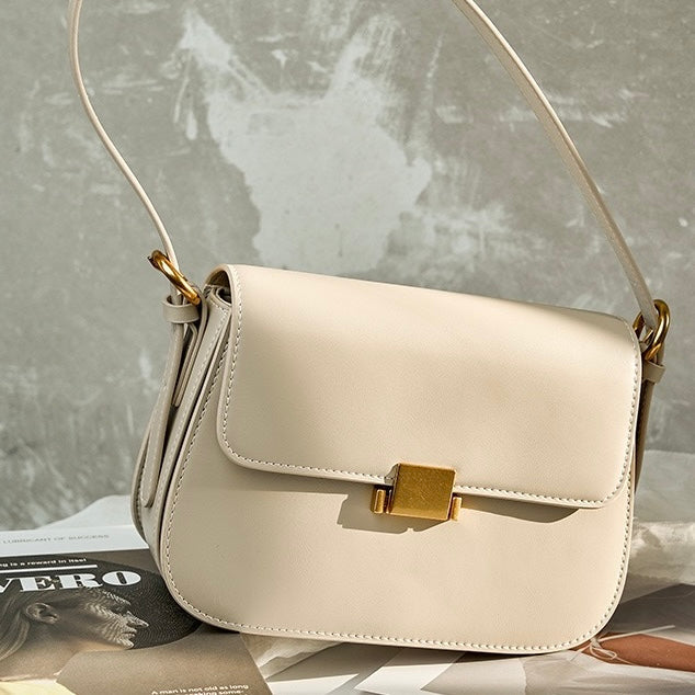 Elegant Shoulder Bag with Gold Closure - Luxury Design for Every Day