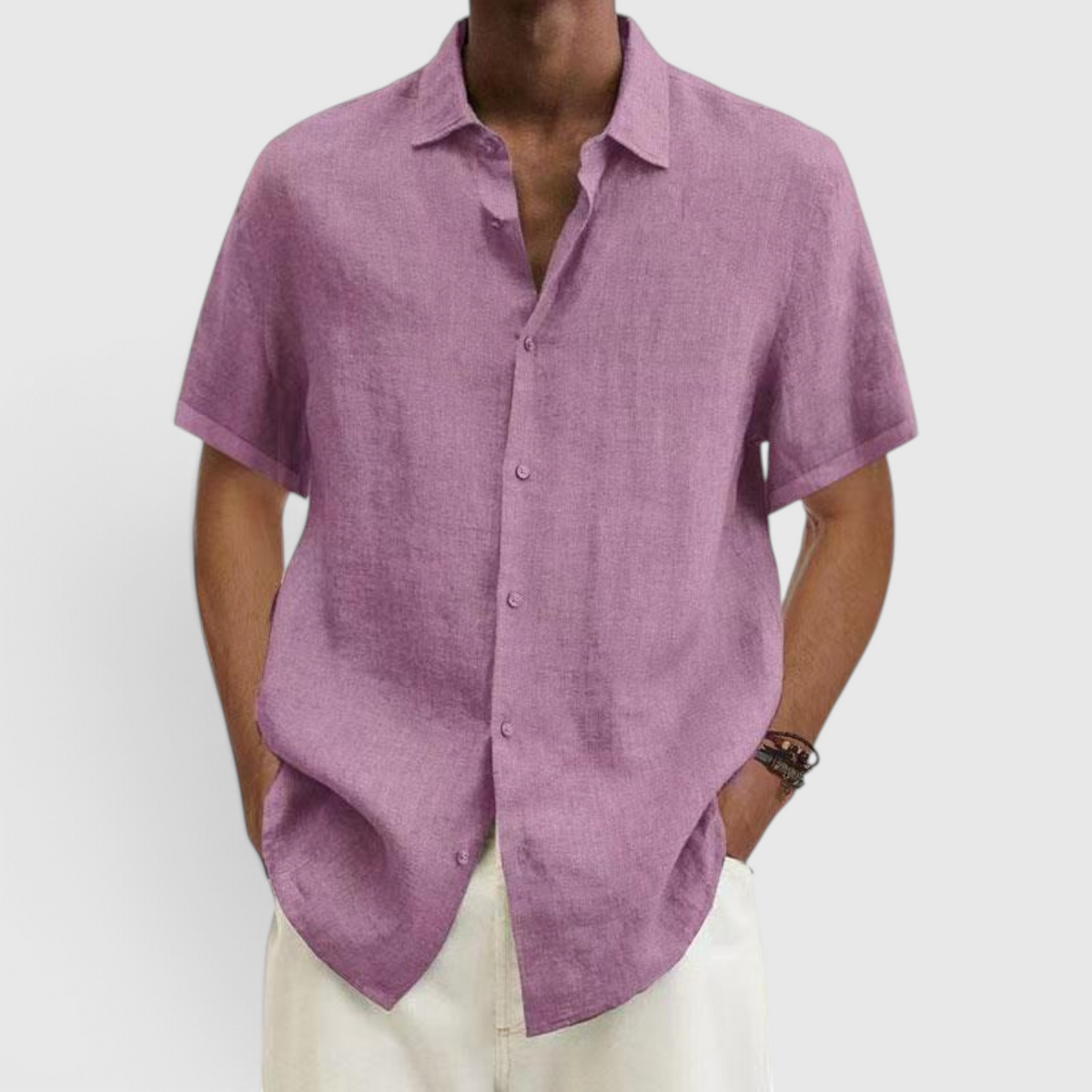 Fashion : Men's Casual Short-Sleeve Shirt - Everyday Button-Up in Lavander van Vanda Liamo
