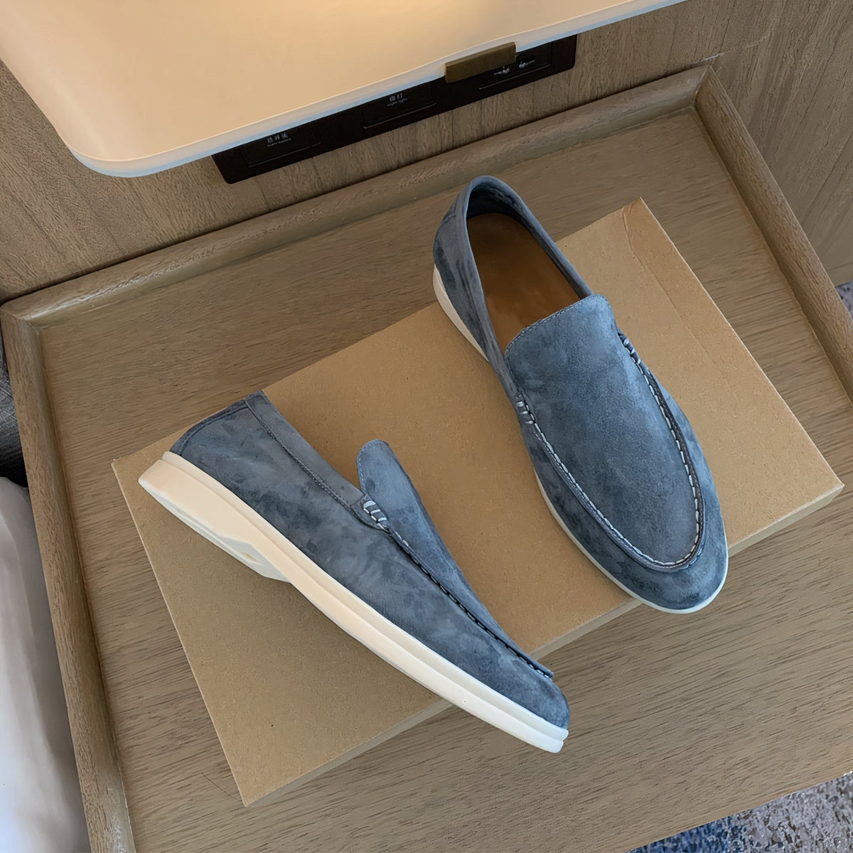 Loafers : Men's Vintage Leather Loafers in Light Blue van Vanda Liamo