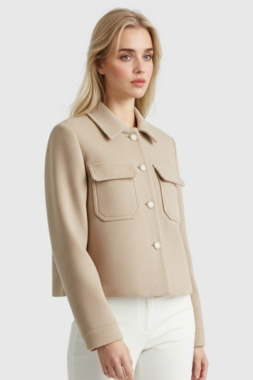 Jacket : Casual Lapel Jacket - Khaki in van Vanda Liamo