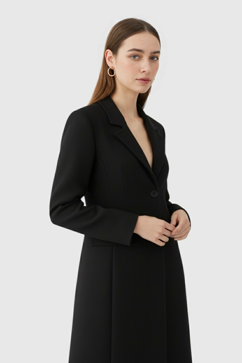 Coat : Women's Long Black Winter Coat - Warm & Stylish Outerwear in van Vanda Liamo