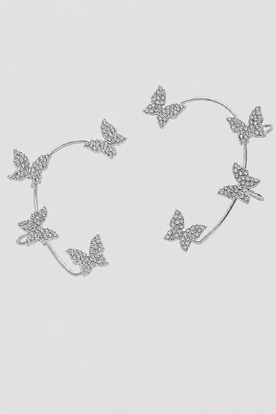 Earrings : Luminous Crystal Butterfly Ear Wrap – Radiant Glow for Every Occasion in Silver van Vandaliamo