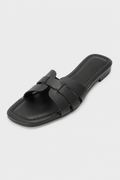 Minimalist Interlaced Strap Flat Sandals – Effortless Polish & Summer Style