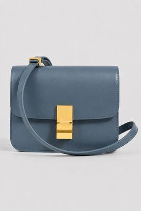 Bags : Minimalist Structured Shoulder Bag with Prominent Clasp in Blue 20X16X8 CM van Vandaliamo