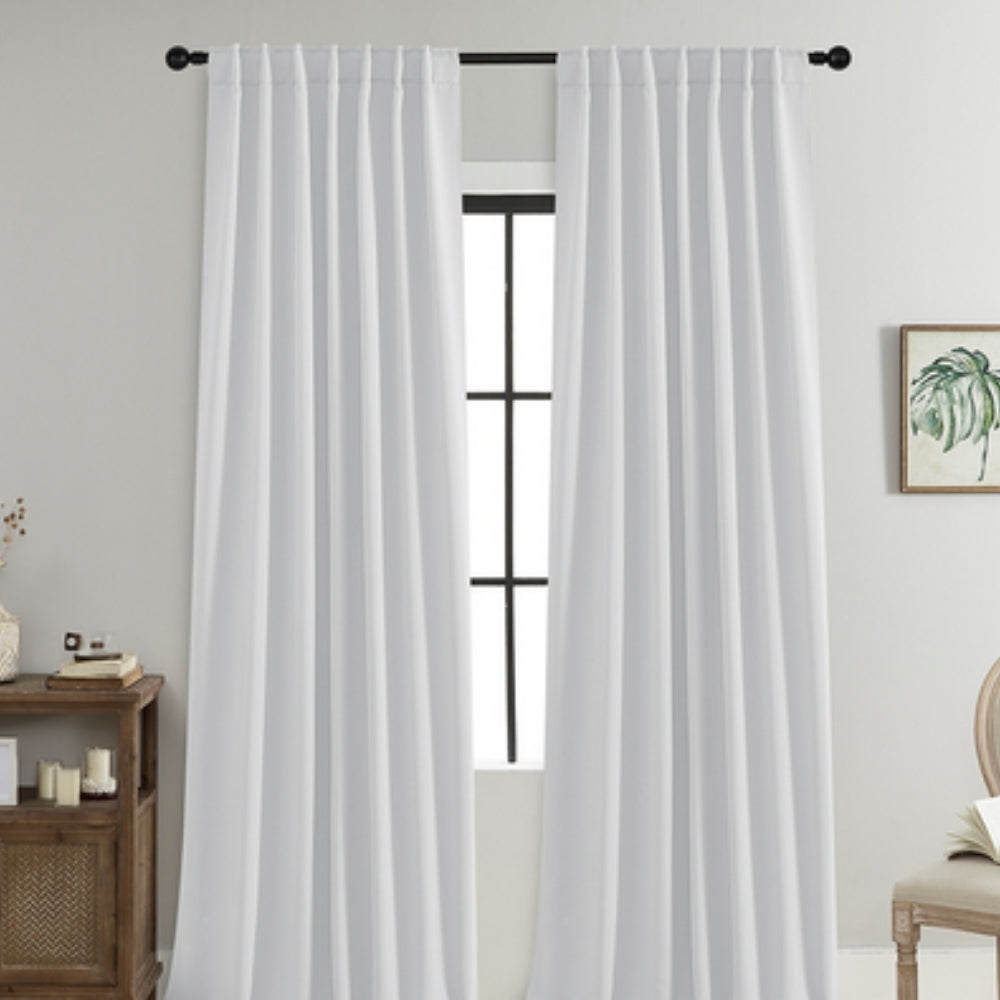 Curtain : Thermal Blackout Curtains with Luxury Finish in White van Vandaliamo