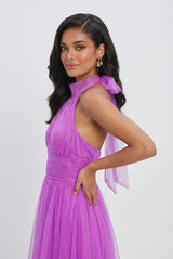 Vestido midi morado de cuello halter