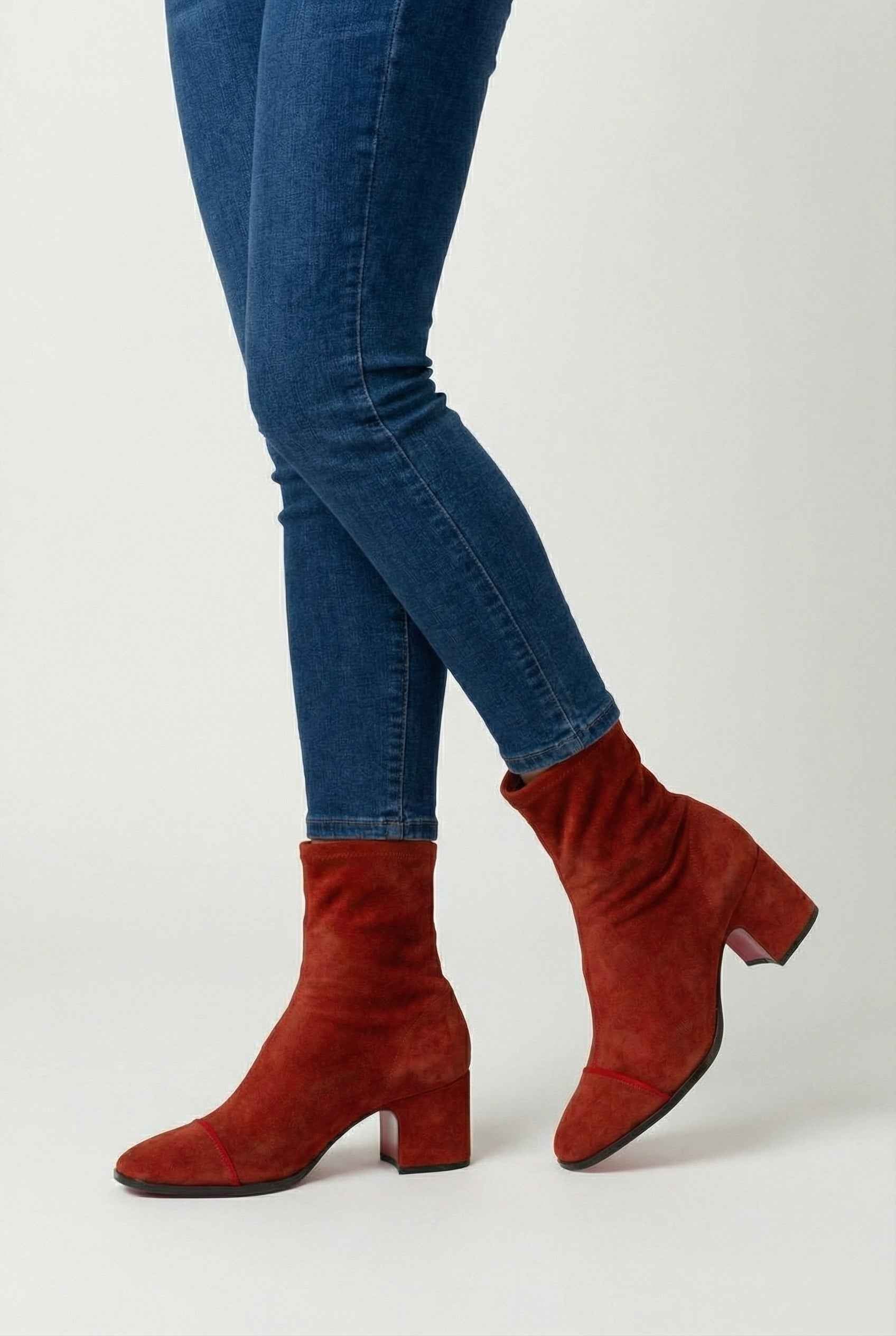 Women's Boots : Women's Red Retro Block Heel Mid-Calf Boots in van Vanda Liamo
