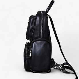 Bags : Men's Two-in-One Leather Chest Bag and Backpack in Black van Roselva