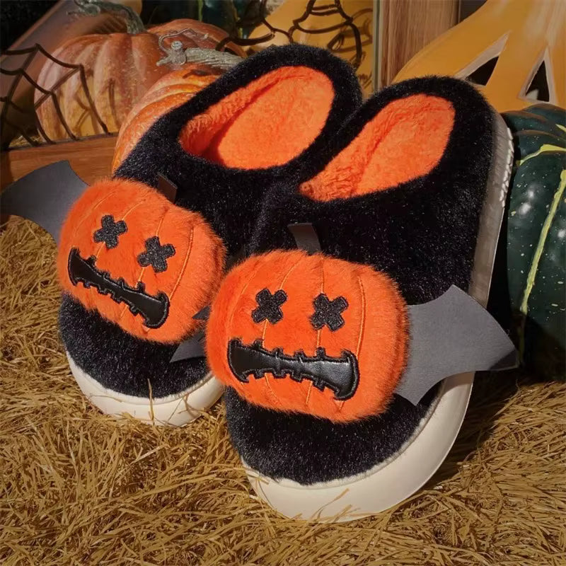 Gifts – Seasonal – Halloween : Halloween Cartoon House Slippers in van Vandaliamo