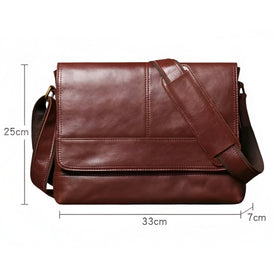 Bags : Timeless Durable Leather Messenger Shoulder Bag in Dark coffee van Roselva