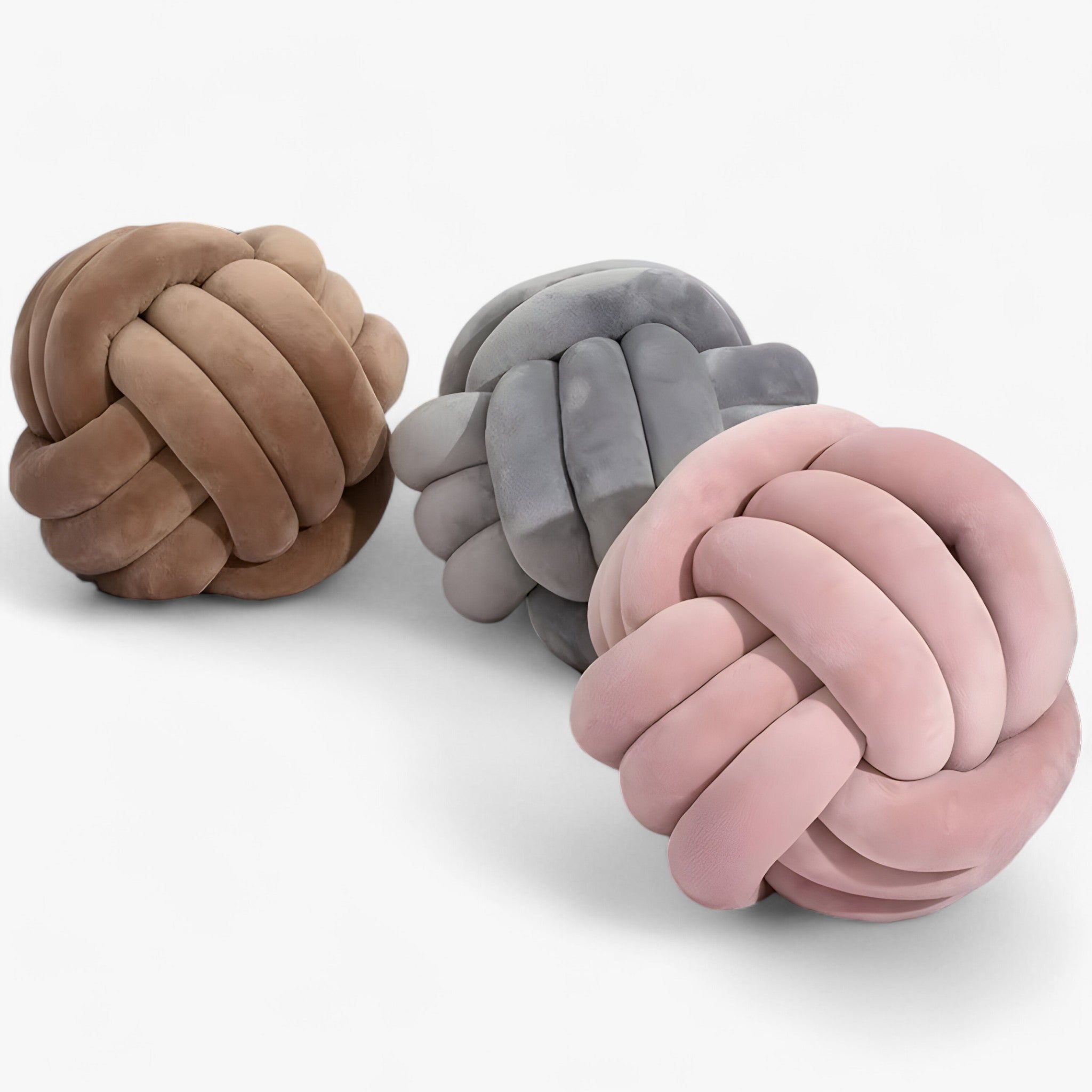 house & garden : Round Knot Pillow Cover - Cuddle and Decorative in van Vandaliamo