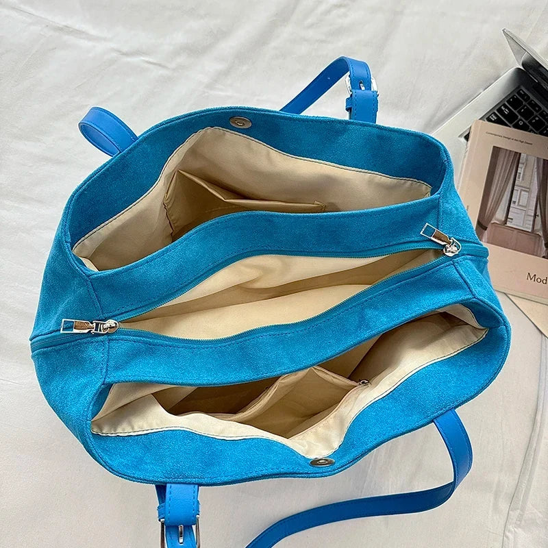 Tote Bag : Soft Suede Tote Bag – Minimalist Everyday Shoulder Bag in van Vanda Liamo
