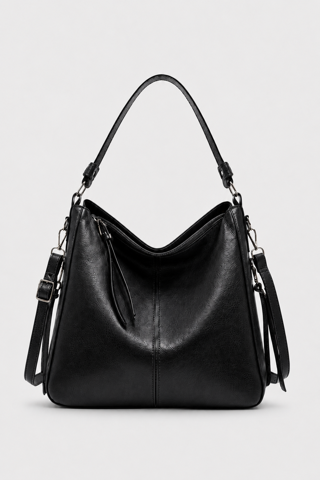 Handtas : Between Elegance & Convenience - The Everyday Bag that Can Do It All in Black van Vandaliamo