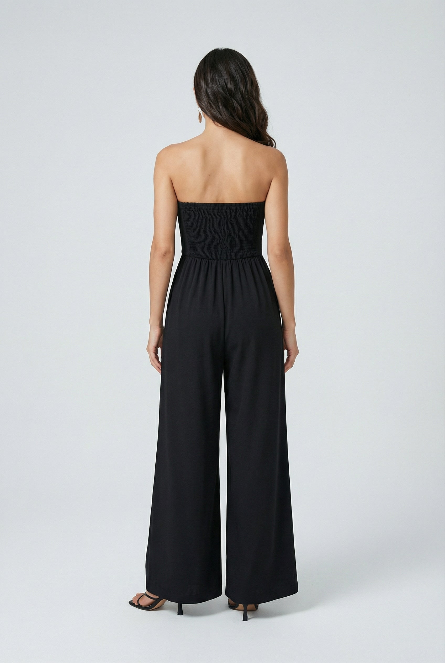 Women's Jumpsuits & Rompers : Strapless Jumpsuit with Wide-Leg - Timeless Elegance in Black in van Vanda Liamo