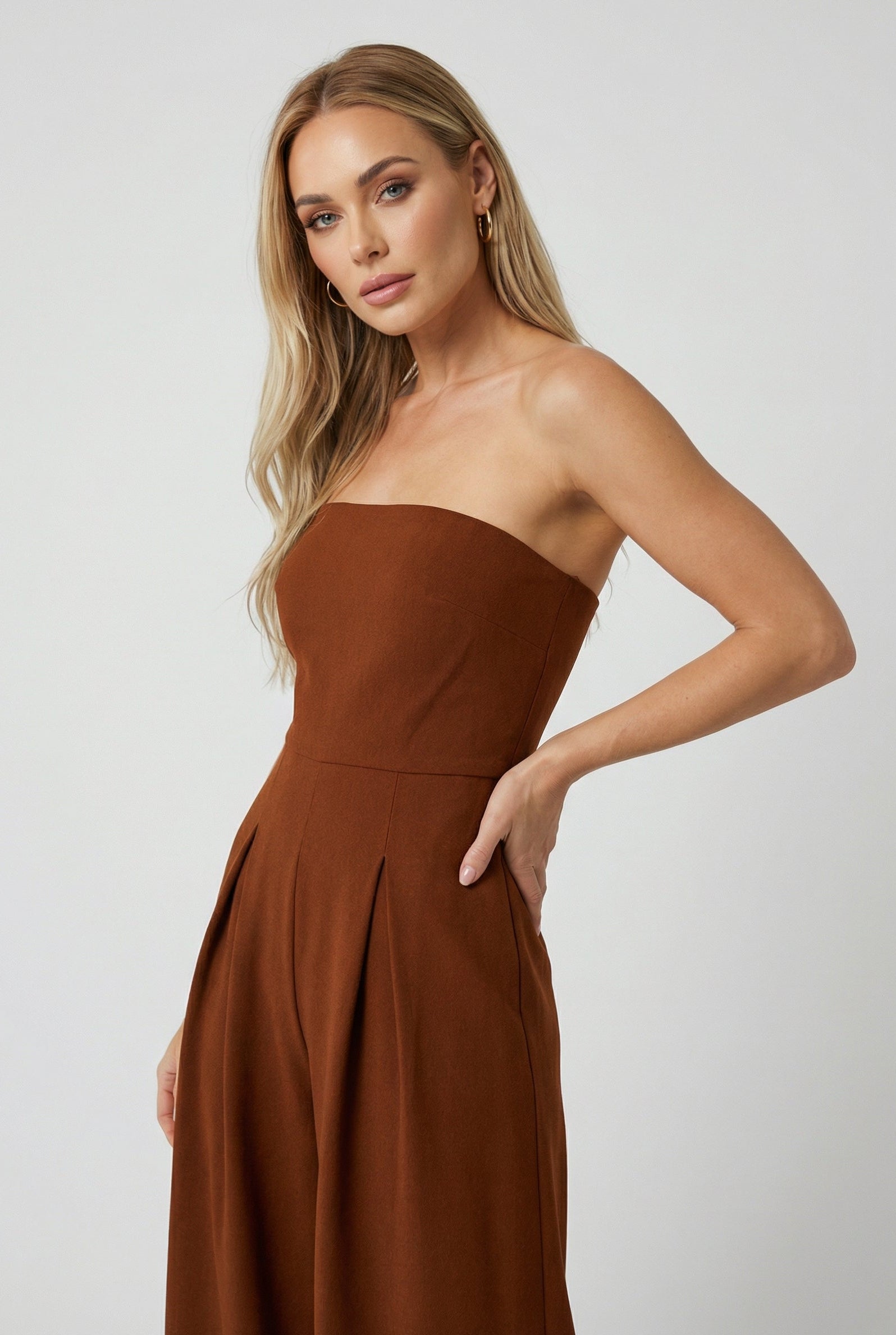 Women's Jumpsuits & Rompers : Strapless Jumpsuit with Wide-Leg - Timeless Elegance in Rust Brown in van Vanda Liamo
