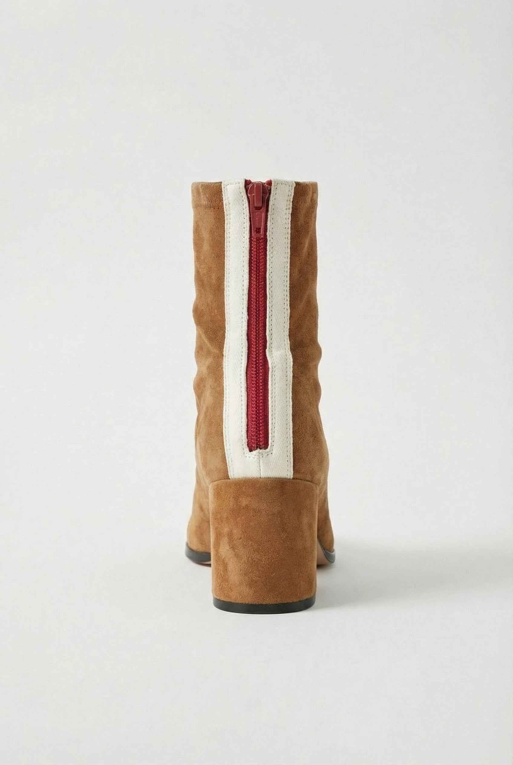Women's Boots : Vintage-Inspired Women's Brown Mid-Calf Boots in van Vanda Liamo