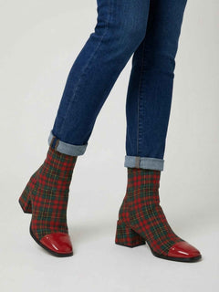 Vintage Women's Mid-Calf Boots in Red & Green