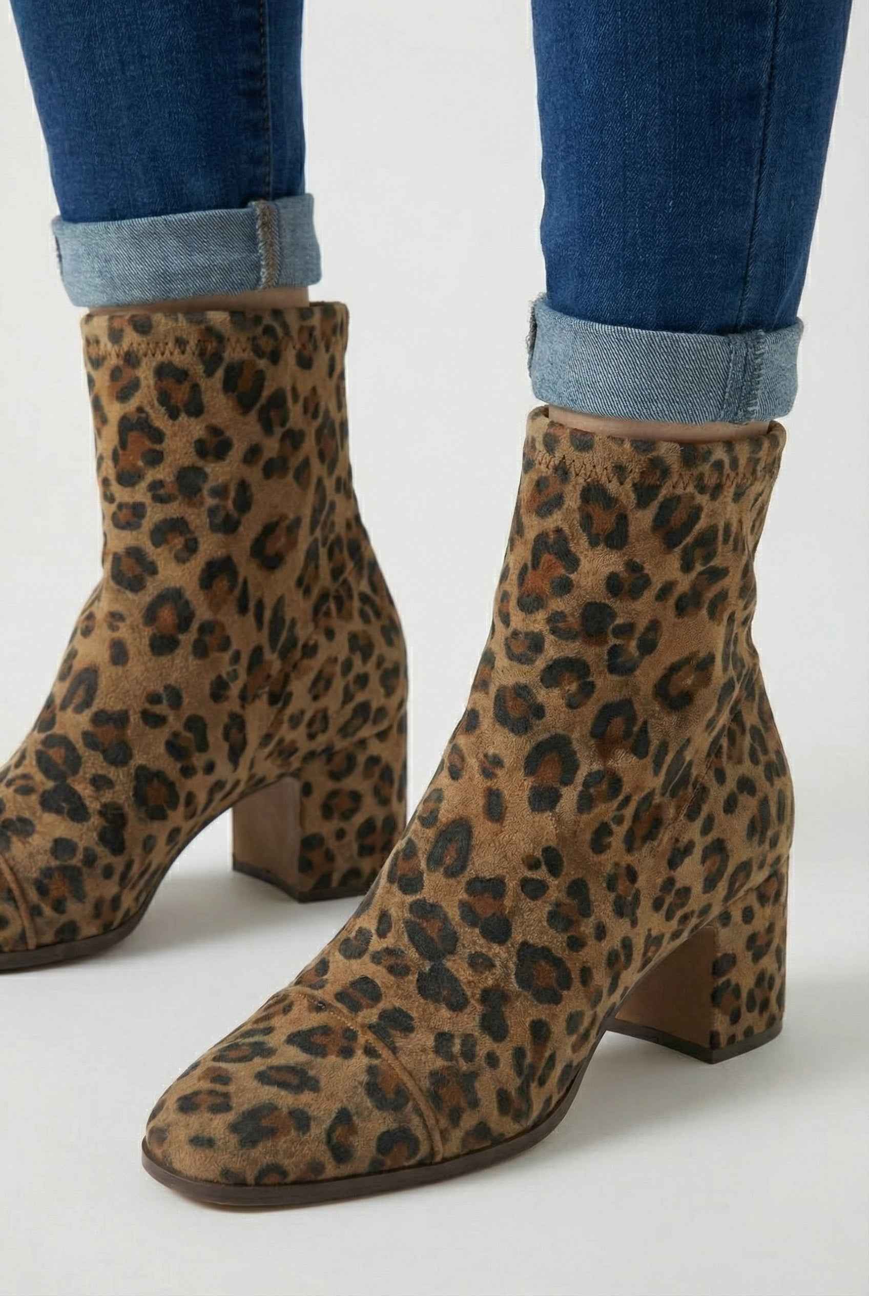 Women's Boots : Women's Leopard Print Boots with Retro Heeled Finish in van Vanda Liamo