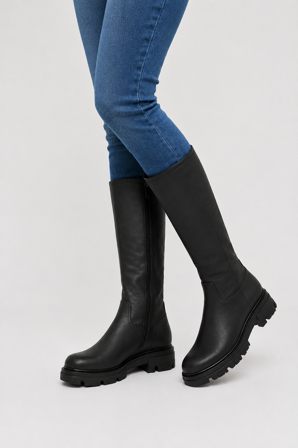 Women’s Black Tall Lug Sole Riding Boots – Knee-High Chunky Platform Boots