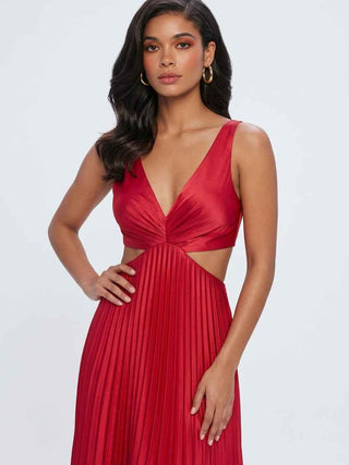 Women’s Bold Red Pleated Dress – Striking Elegance for Memorable Nights