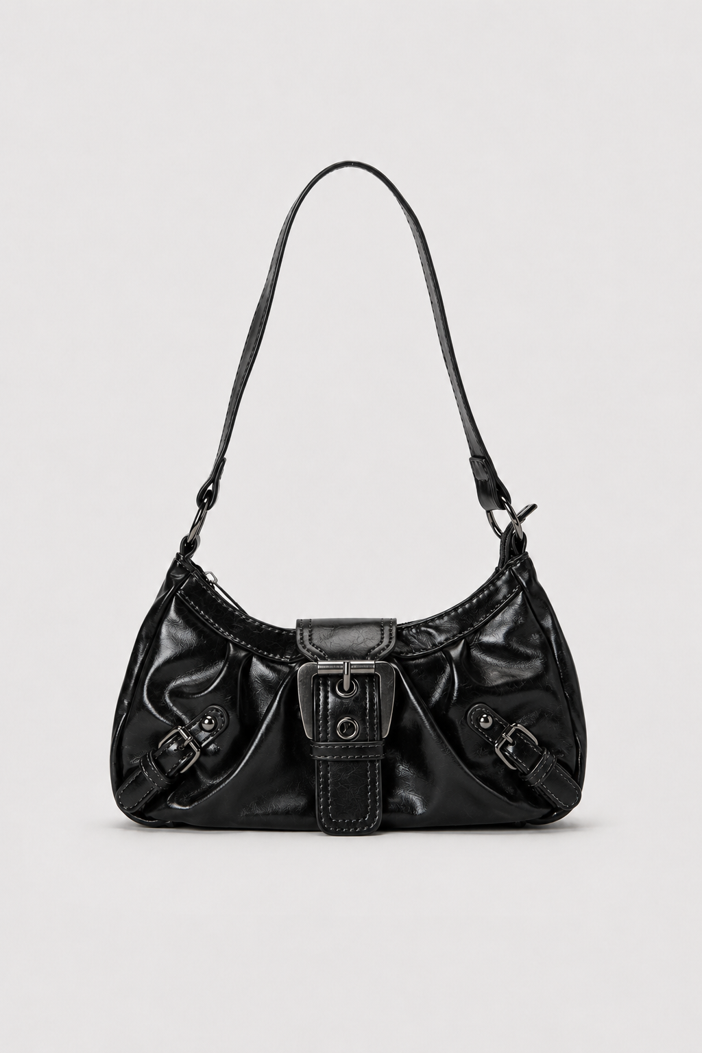 Schoudertas : Women's Crossbody Bag with Adjustable Strap & Spacious Interior in Black van Vandaliamo