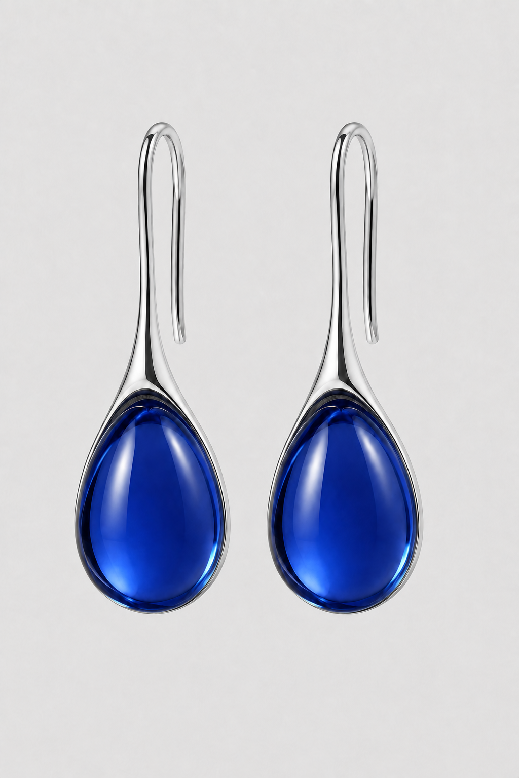 Women’s Crystal Drop Earrings – Refined Glamour & Lightweight Wear