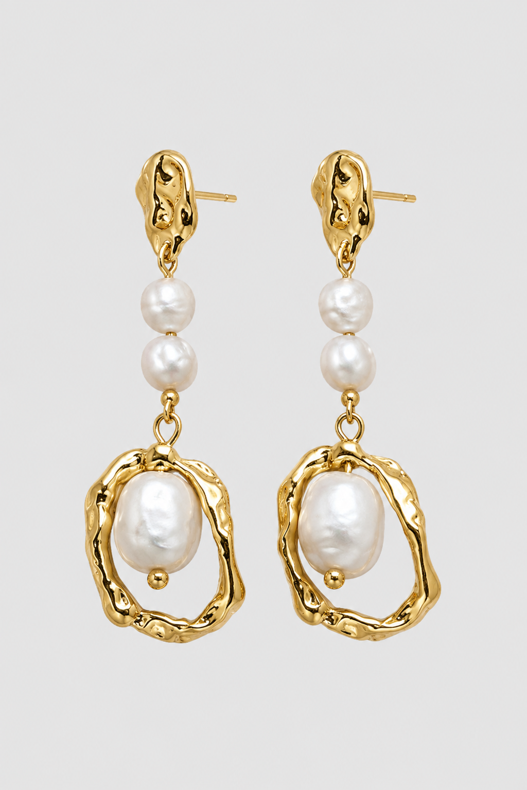 Women’s Gold Baroque Pearl Earrings – Sculptural & Effortlessly Chic