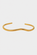 Women’s Gold Wave Bangle – Subtle Sparkle & Modern Style