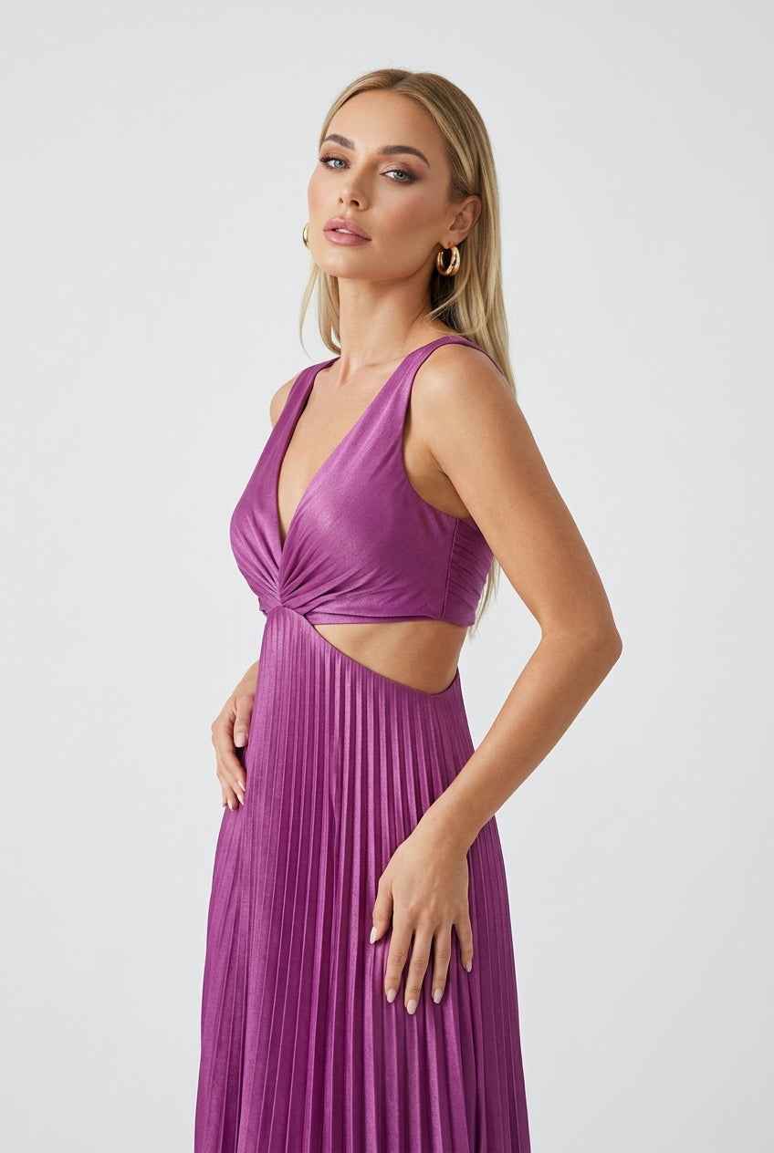 Maxi Dresses : Women’s Luxe Purple Pleated Dress – Graceful Statement for Special Moments in van Vanda Liamo