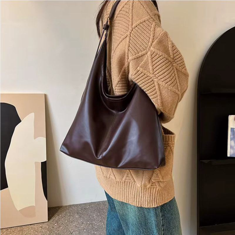 Timeless Ladies Bag for Every Occasion