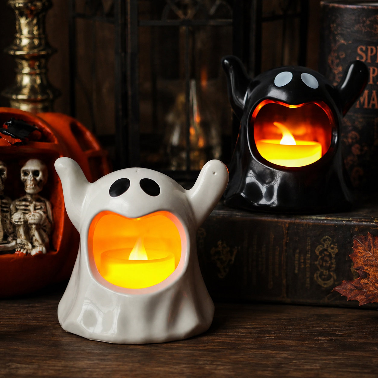 Gifts – Seasonal – Halloween : Ghost-Shaped LED Halloween Accent Lamp in van Vandaliamo